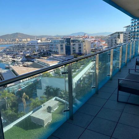 Ocean Village Lovely 2 Bedroom Apartment غيبرالتار المظهر الخارجي الصورة