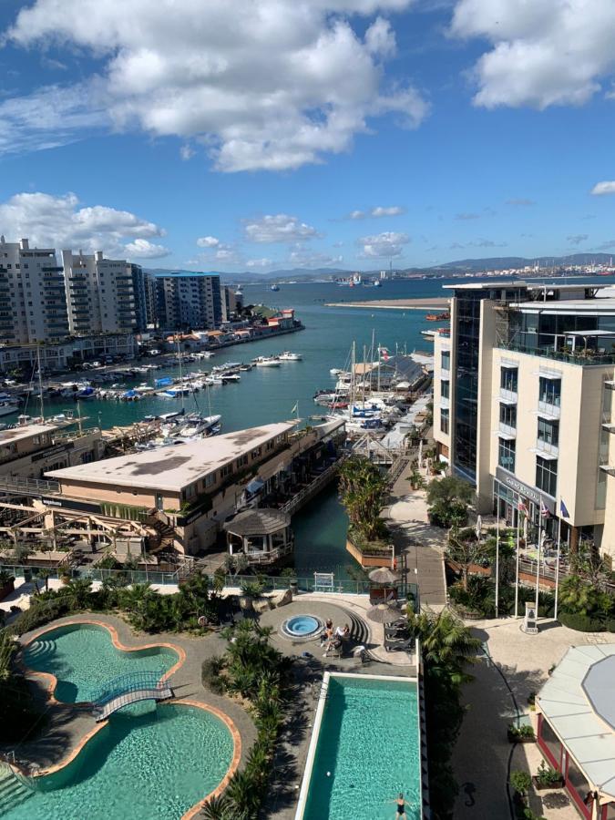 Ocean Village Lovely 2 Bedroom Apartment غيبرالتار المظهر الخارجي الصورة