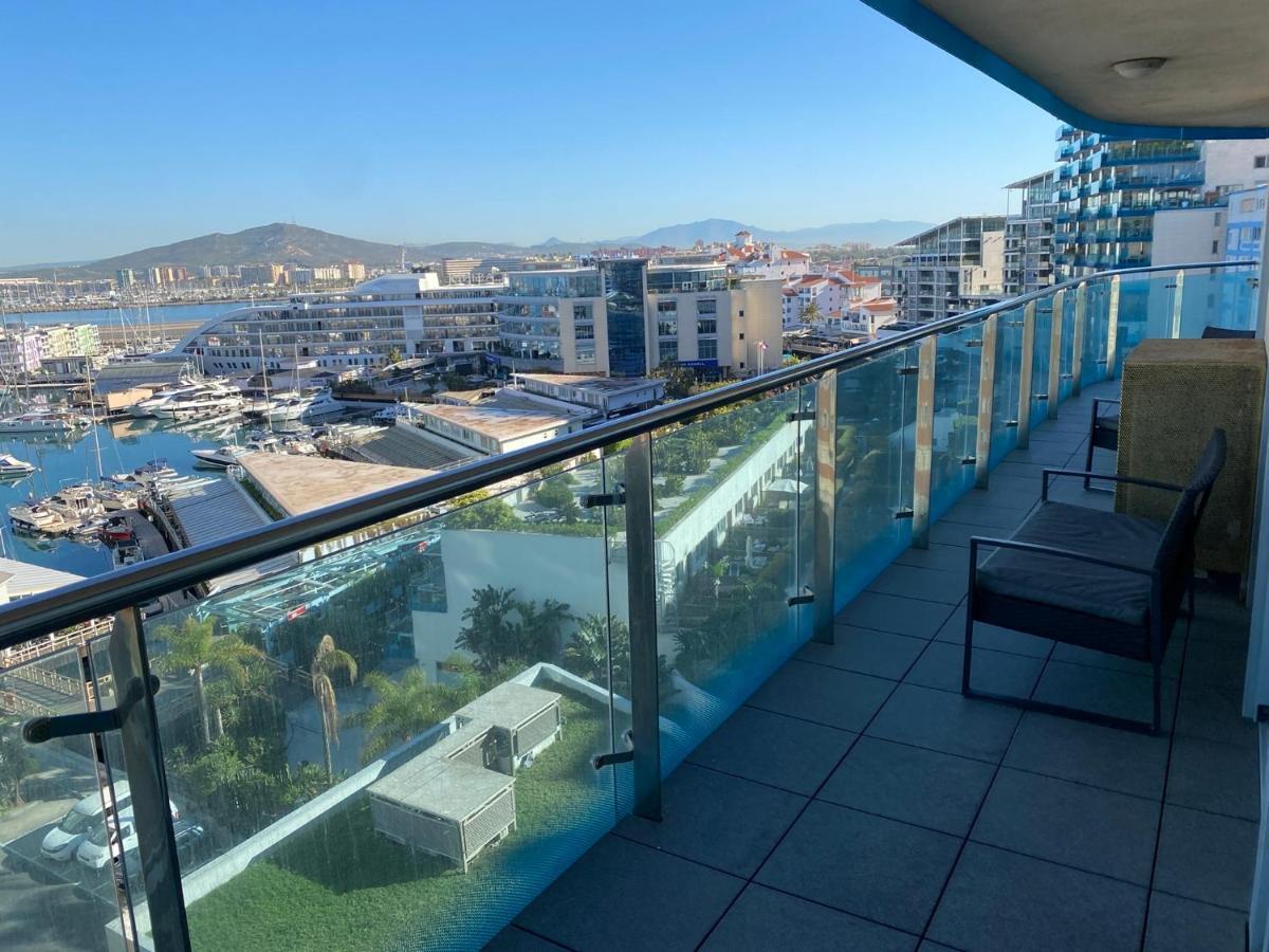 Ocean Village Lovely 2 Bedroom Apartment غيبرالتار المظهر الخارجي الصورة